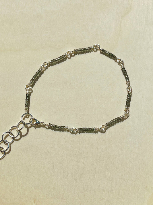 Grey and silver seed beaded bracelet/anklet